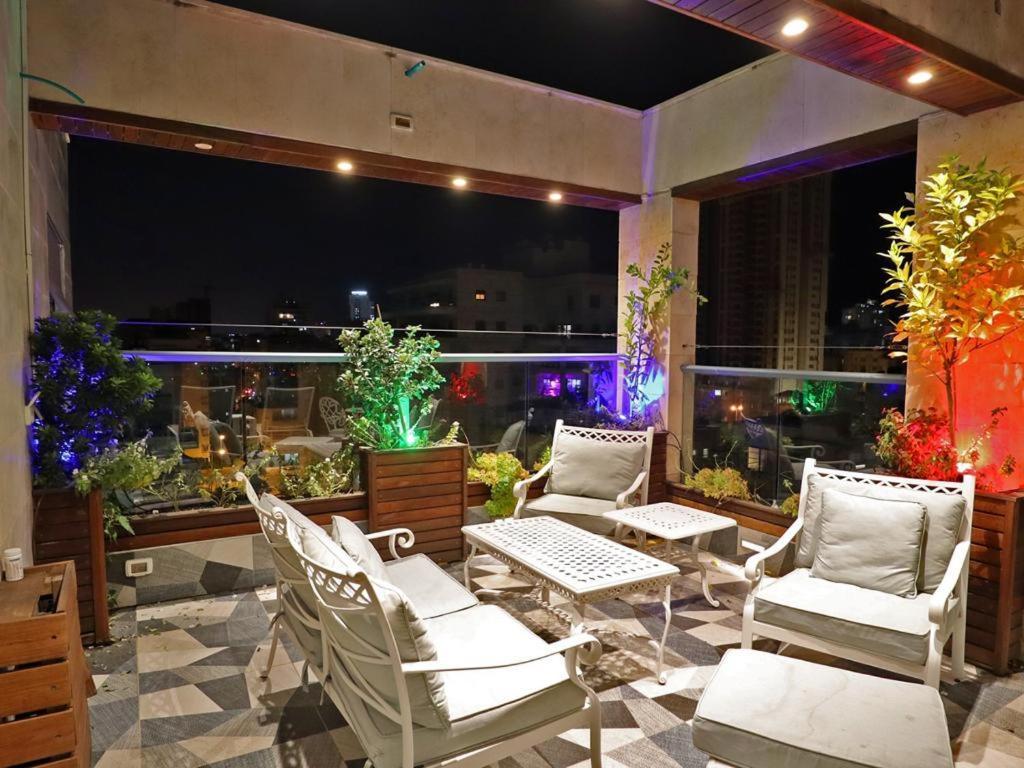 Luxury Rooftop Apartment In Netanya Exteriör bild
